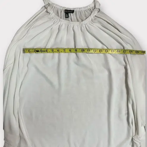 Women’s Saks Fifth Avenue White Layered Chiffon Sleeveless Blouse Size Small#167