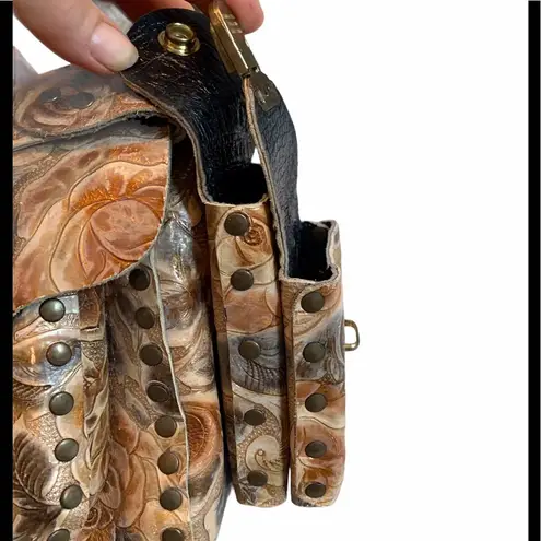 Hand Tooled Studded Floral Leather Crossbo… Tan