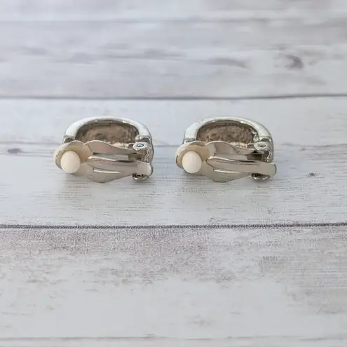 Vintage Clip On Earrings Statement Chunky Hoops Gold Tone with Lines