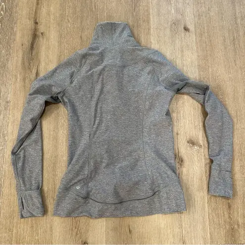 Lululemon  Think Fast Pullover in Heathered Slate/Tonka Stripe size 10