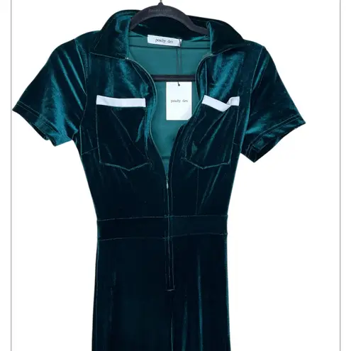 NWT Peachy Den Emerald Velvet Kernel Jumpsuit Size XS Green
