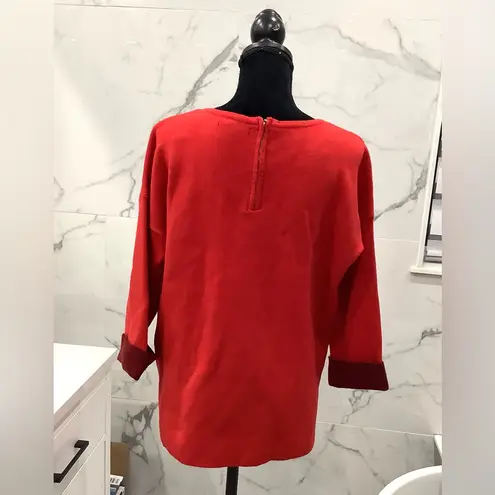 Tahari Ladies sweater top VERY ELEGANT 🌹🌹