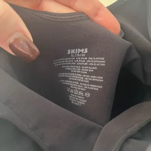 SKIMS Sculpting Onyx Black Shapewear Bodysuit with Snaps Size XL NWOT