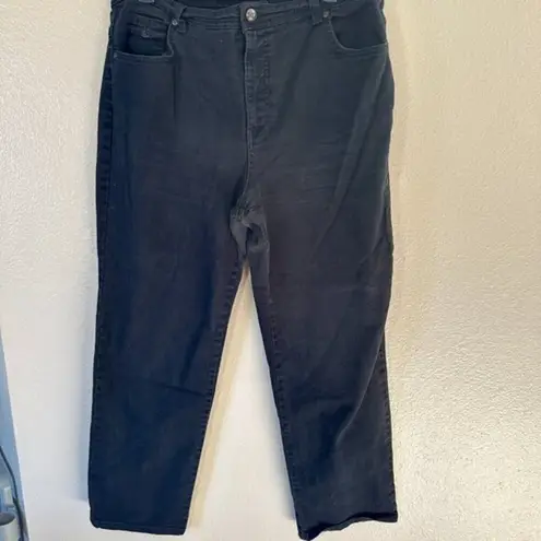 Gloria Vanderbilt Gloria Vanderbult Taper Leg Black Jeans   Size 16P‎