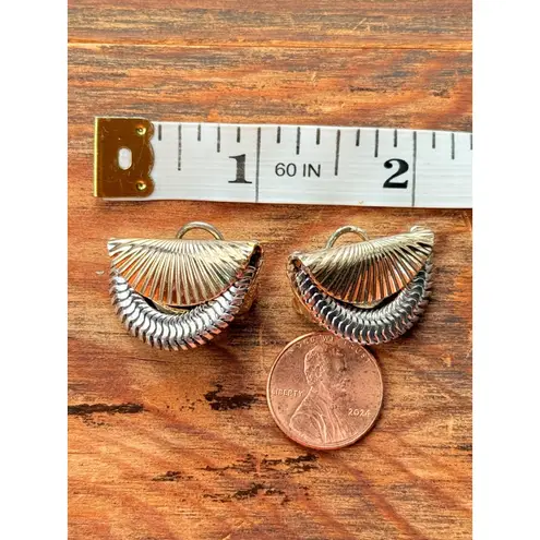 Vintage Napier Pat Pending Two Tone Fan Clip On Earrings 1950s 1960s Retro Gold