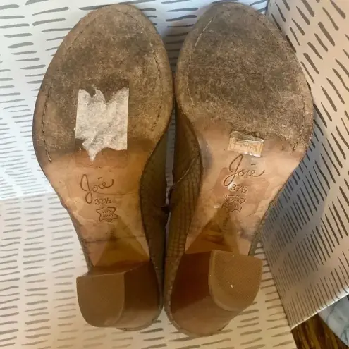 Joie ‎ Snakeskin boots size 7.5