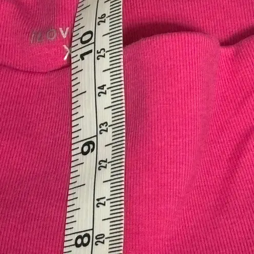 iLoveSia Raspberry Pink and Black Capri Leggings XL NWT