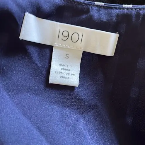 1901 Sleeveless Navy Buffalo Plaid Sleeveless Scalloped Top Blouse Small NWOT