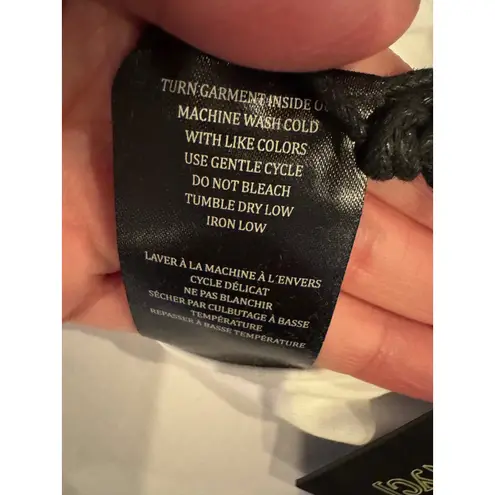 BLANKNYC Shirt Women Medium White Cotton Might Be Right Shoulder Pad Tee NWT