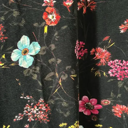 Pam & Gela 100% Cotton floral bodycon dress - Size M