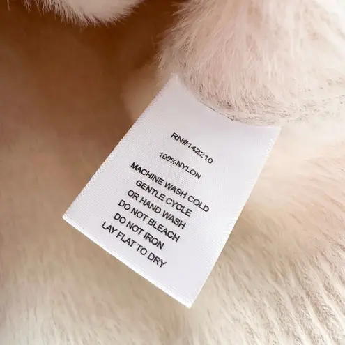 Mersea Iced Latte Cream Chalet Mockneck Fuzzy Knit Kangaroo Pocket Sweater S/M Size undefined