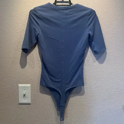 Everlane  Women’s Bodysuit Blue Short Sleeve Crewneck Bodysuit Size XXS