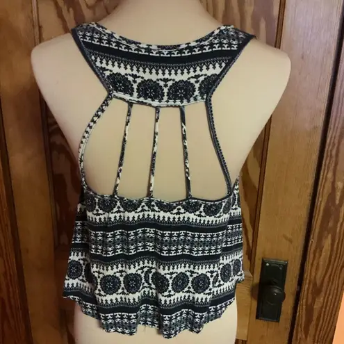 Vtg Y2K Deb geometric open back crop top