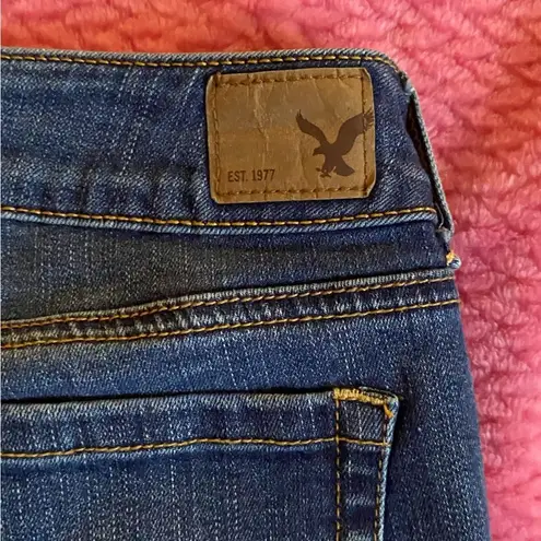 American Eagle Outfitters AE Low-Rise Favorite Boyfriend Jeans size 10 long