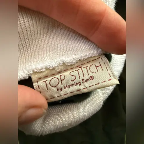 Vintage Top Stitch winter holiday owls sweatshirt, size large Green