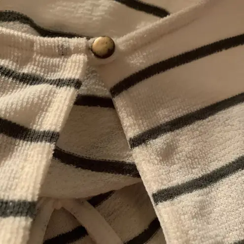 Vestique NWT  Shorts Romper Size Large