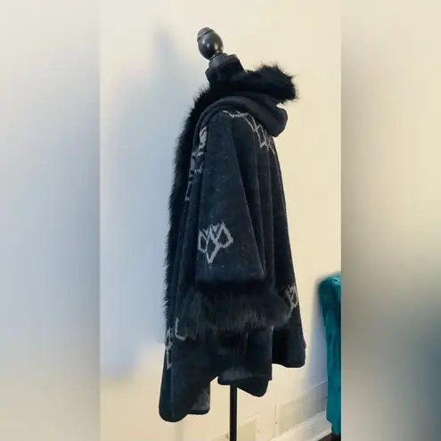 Nice, dressy,comfy poncho 🌹🌹🌹 Gray Size undefined