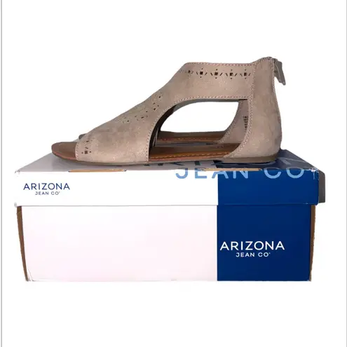 Arizona Jeans NWB Arizona Jean Co Tawny Taupe Sandals Faux Suede Cut Out Flats Women Size 7.5M