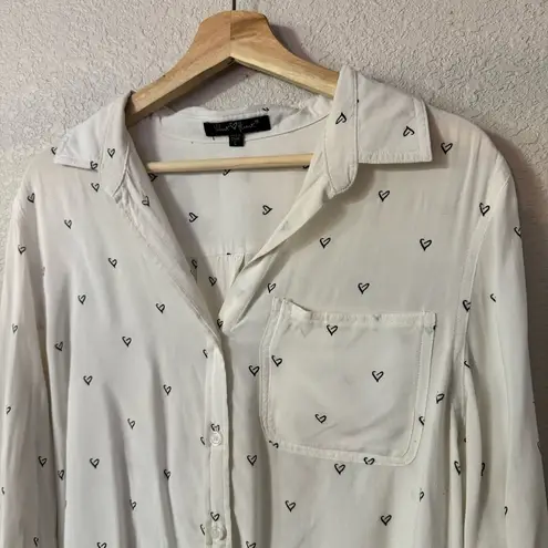 Velvet Heart  Novelty Hearts Print Button Up Long Sleeve Shirt White Womens large