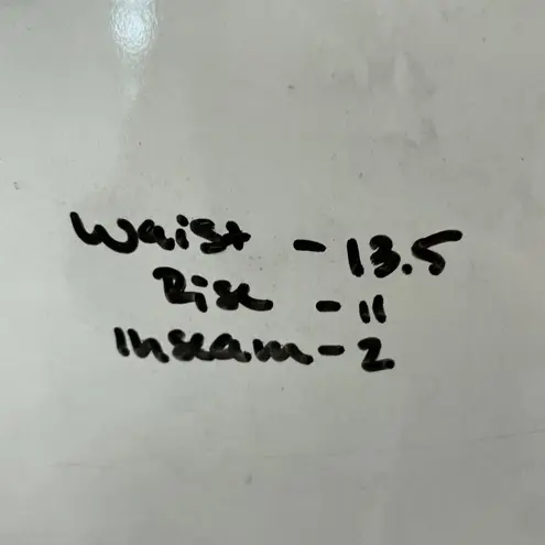 Arizona Jeans Arizona Jean Co Woman's Sz 9 Dark Blue Denim Zipper Accent Shorts High Rise