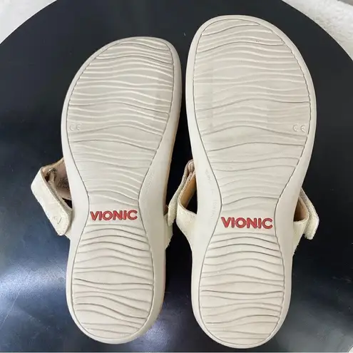 Vionic Wanda Leather T-strap Thing Sandals Beige 7 Bone Snake Embossed