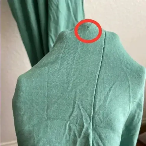 🆕Bee Uniq Dusty Green Ruffle