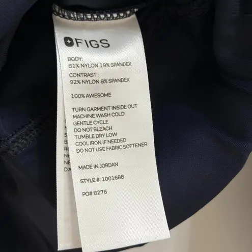 FIGS  Cornelia FORMx Crewneck Scrub Top in Navy, Size XXS