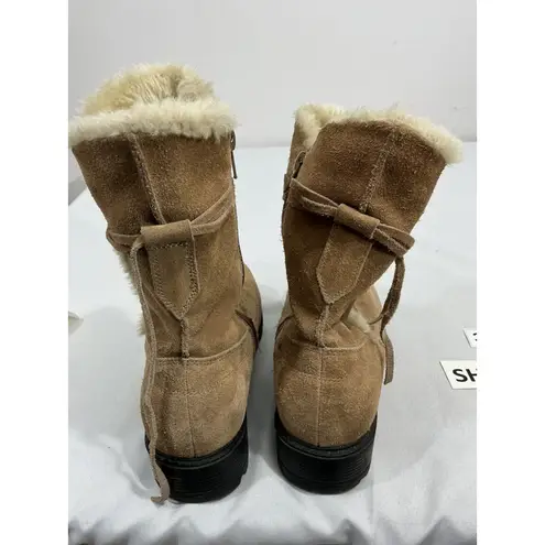 Isotoner Womans Miranda Size 8 Beige Lined Zip Chunky Heel Winter Boots