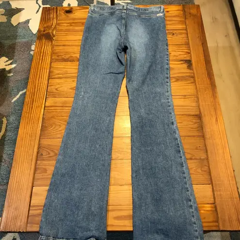 Guess Vintage  Button Boot Cut Patch Front Pocket Jeans 29 Fit like a 6