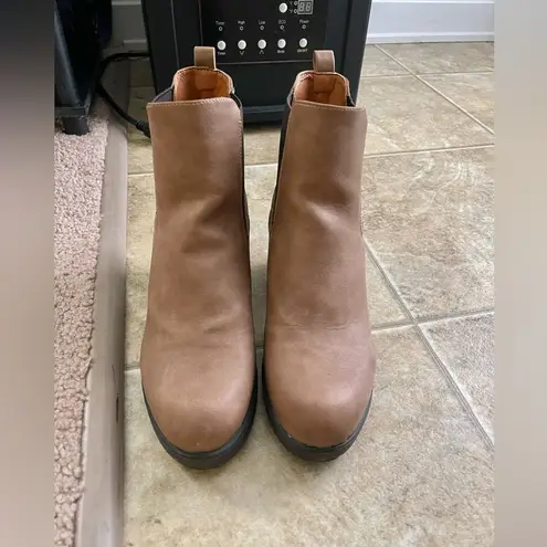 Dream Paris Women's DREAM PAIR Chelsea chunky heel ankle boots