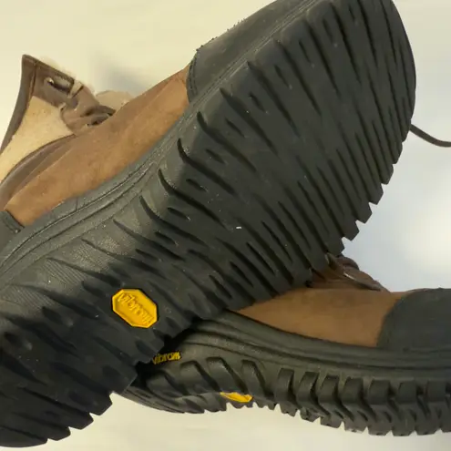 Egg Winter Fur Boots White Size 9