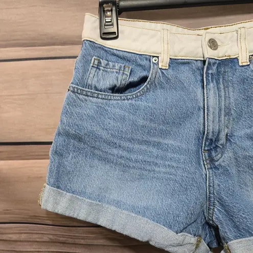 PacSun  Two Tone Light Wash High Waisted Mom Short Womens Denim Shorts Size 26