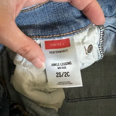 EXPRESS  distressed skinny jeans 2S