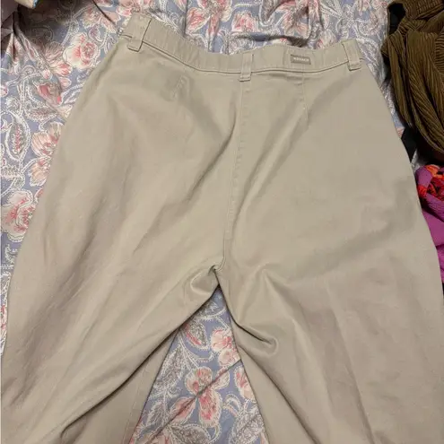 Woolrich Women’s Vintage Beige Pants Size 6