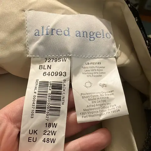 Alfred Angelo NWT Lace Dress, Size 18W