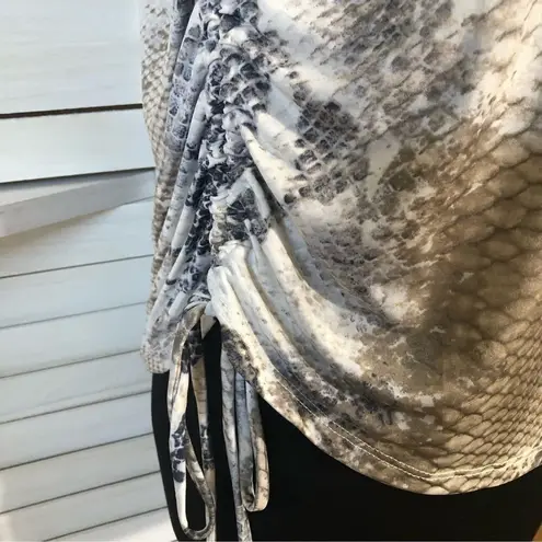 Cherish NWOT animal print snake skin tan gray sleeveless tunic blouse top sz S