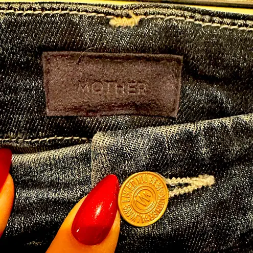 MOTHER THE LOOKER CROP ON THE EDGE WASH BLUE JEANS 25