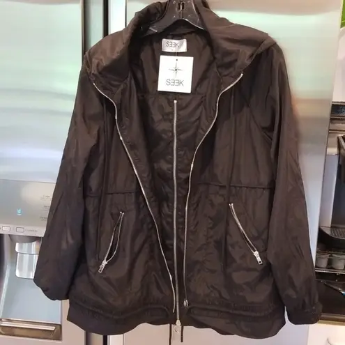 💕CARMAR SEEK THE LABEL💕 Zip Back Windbreaker Jacket Black M NWT Size M
