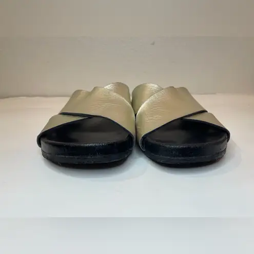barney's new york Crisscross-Strap Metallic Leather Slide Sandals Size 8.5