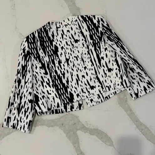 Kasper A Line Dress w/ Jacket White/Black Abstract Women's 14 Embellished Neck Black