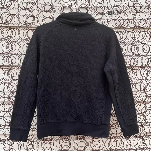 prAna black cowl neck hoodie sweatshirt with crochet lace overlay detail medium