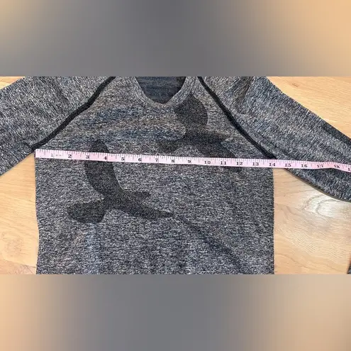 Oiselle Flyt long sleeve black gray size XS
