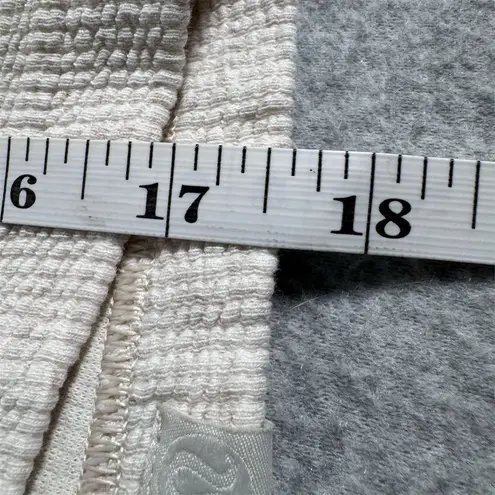 Lululemon Women's XS/S Ribbed Boxy Turtleneck Sweatshirt Cozy Cropped Size 12