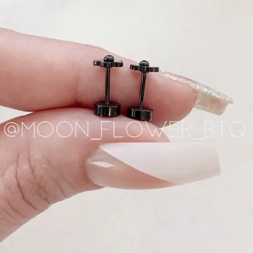 Tiny Black Retro Flower Flat Back Earrings