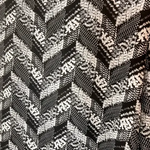 Karl Lagerfeld Karl Lagerfield Paris Tie Front Ruffle Long Sleeve Blouse Black White Medium