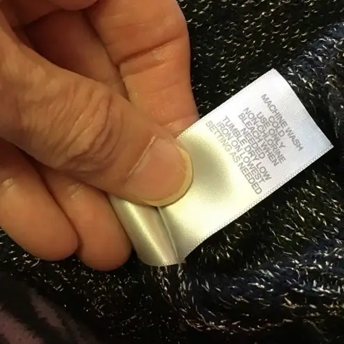 Bisou Bisou black n gold slouchy sweater