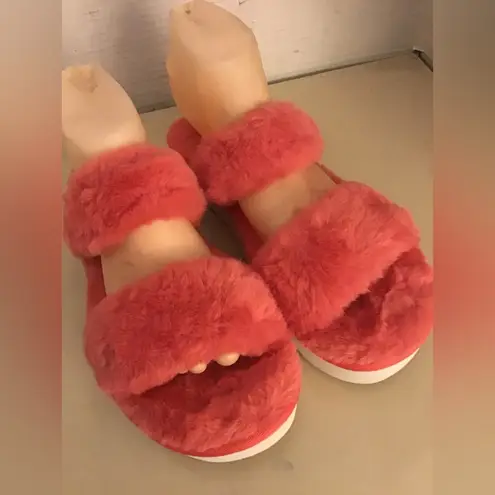 Koolaburra by Ugg Koolaburra By Uggs women Peach rose fluffy slide slipper sandals US 9 Euro 40