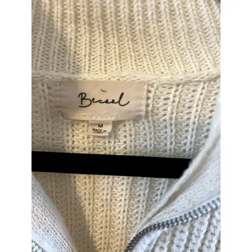 Be cool Mock Neck Womens Cream Rainbow Stripe Oversized Knit Sweater M Zip up