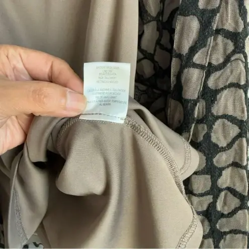 Samuel Dong Women’s Lace Textured Collared Button Down Long Sleeve w/Camisole‎ L Tan Size L