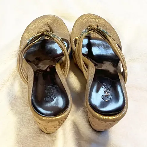 Carlos Santana Tasha Cork Wedge Platform Thong Leather Sandals Tan Gold Sz 10